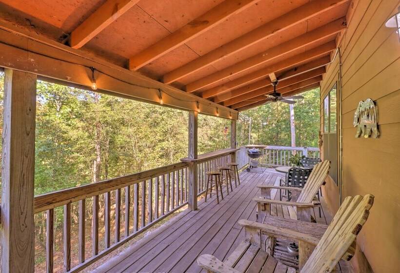 Mountain View Cabin W/ Wraparound Deck!