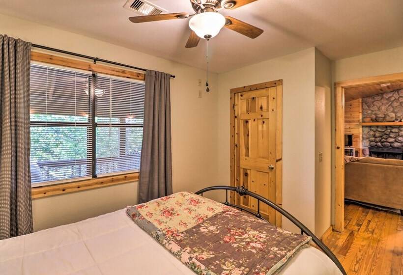 Mountain View Cabin W/ Wraparound Deck!