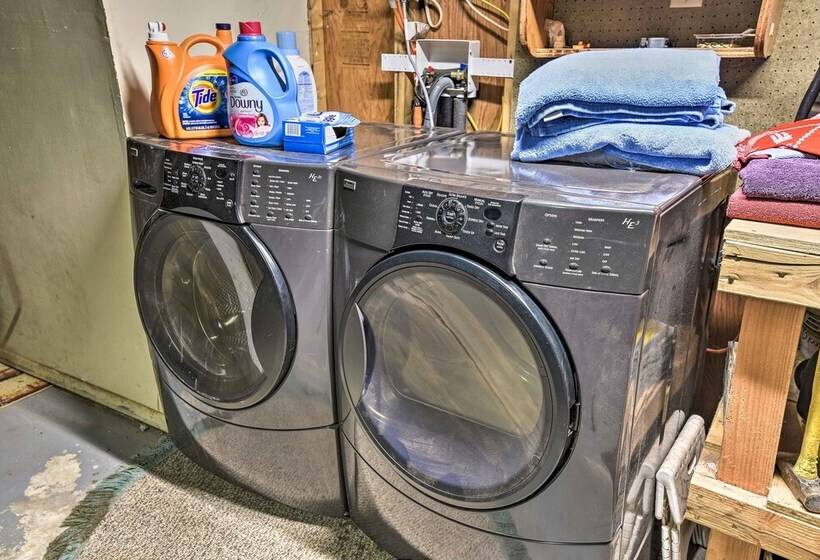 Munds Park Cabin W/furnished Deck & Fire Pit!