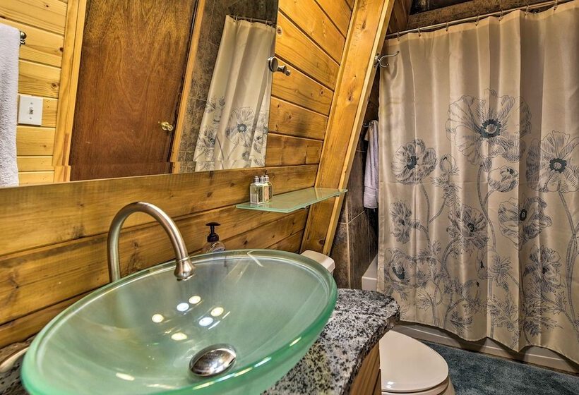 Munds Park Cabin W/furnished Deck & Fire Pit!