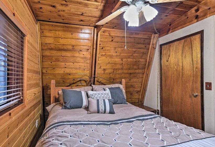 Munds Park Cabin W/furnished Deck & Fire Pit!