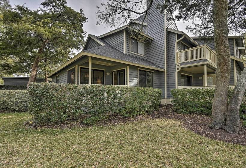 Myrtle Beach Retreat W/ Ocean Access & Porch!