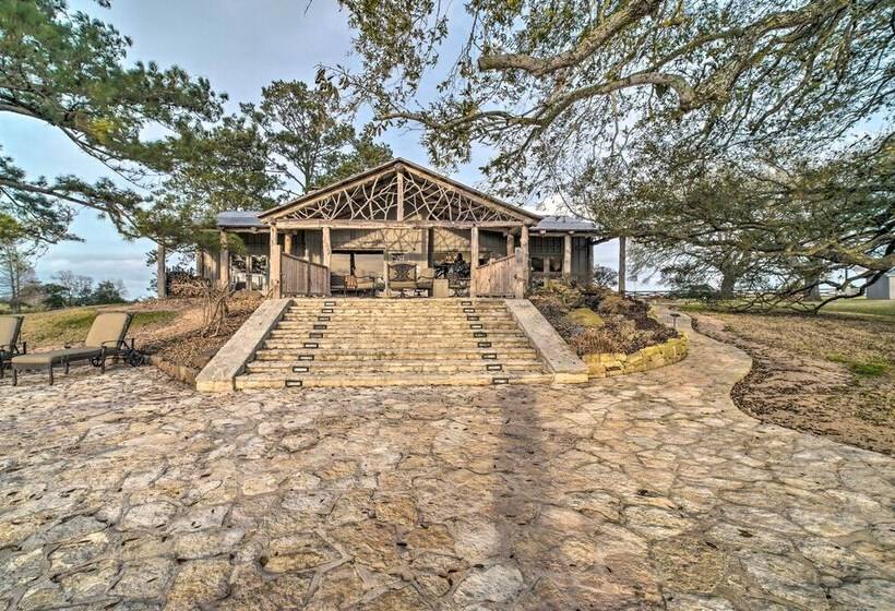 Idyllic  Century Oaks Farm  In New Ulm On 46 Acres