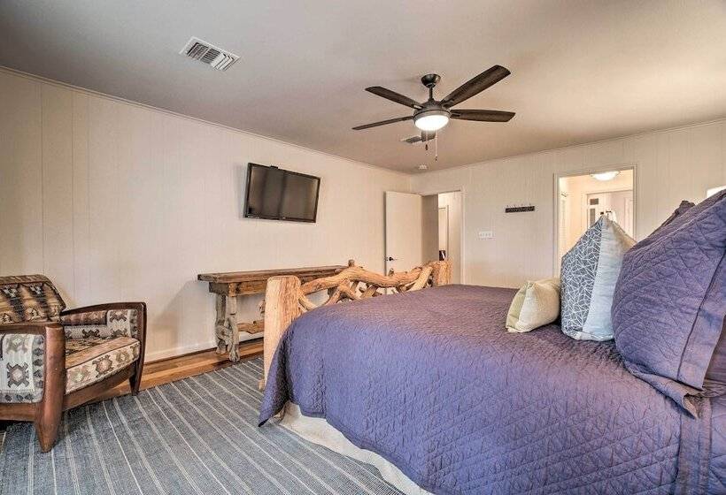 Idyllic  Century Oaks Farm  In New Ulm On 46 Acres