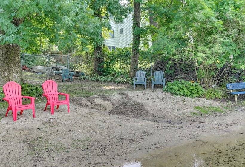 New Fairfield Home W/ Beach Access & Fire Pit