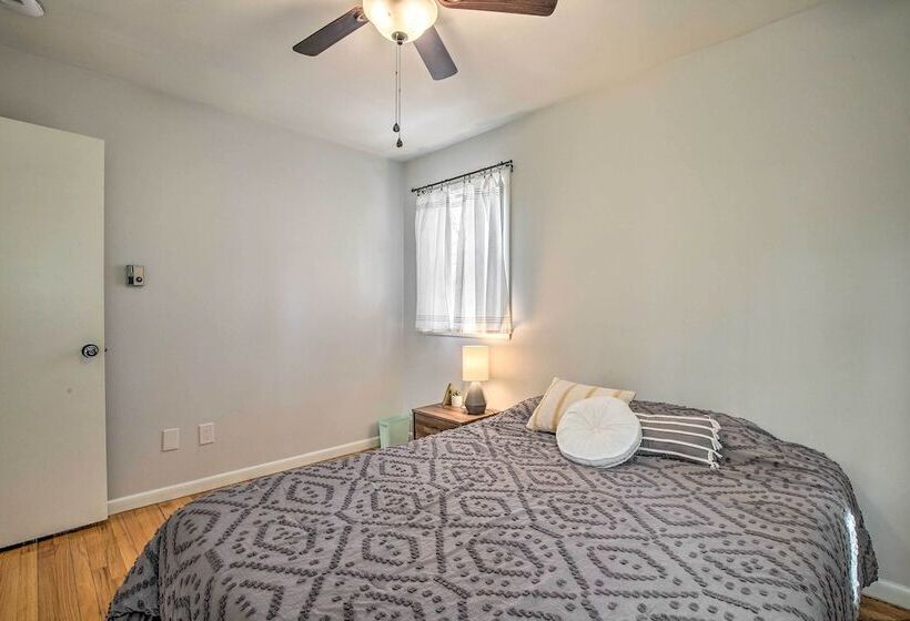 New Fairfield Home W/ Beach Access & Fire Pit