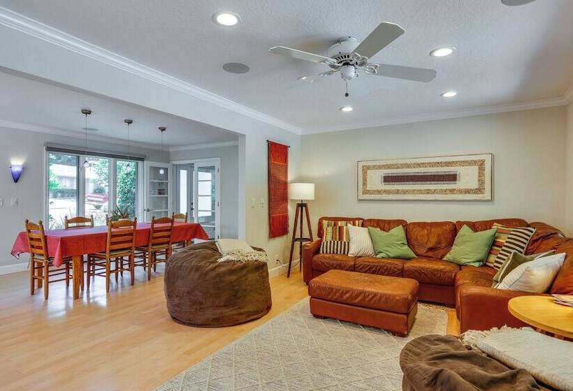 Novato Getaway: Pool, Hot Tub, Near Sf Bay!