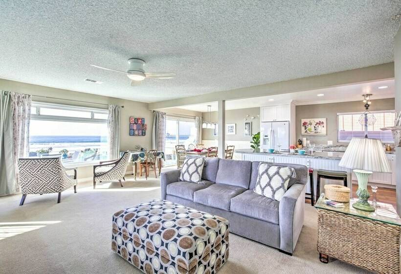 Oceanfront Escape: Steps To Imperial Beach!