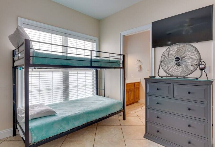 Orange Beach Family Duplex W/ Deck < 1 Mi To Shore