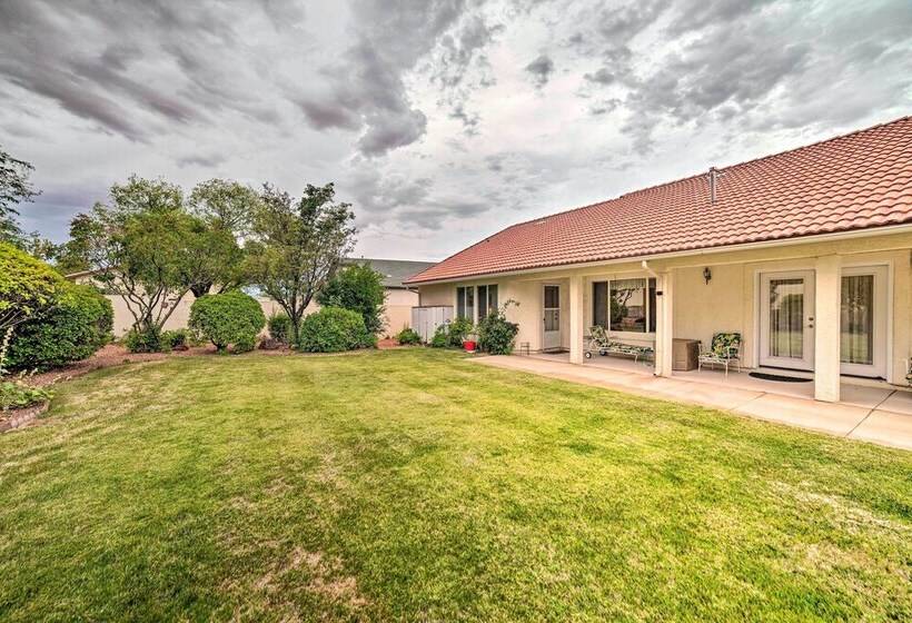 Page Home W/ Waterfall, 3 Mi To Lake Powell!