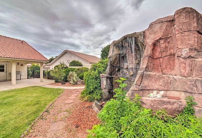 Page Home W/ Waterfall, 3 Mi To Lake Powell!