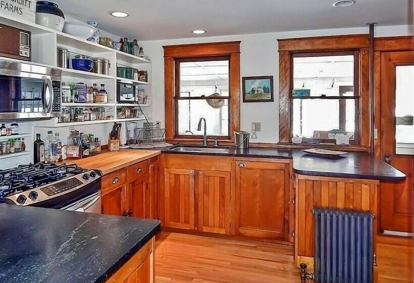 Pastoral Pittsford Home W/ Amazing Mountain Views!