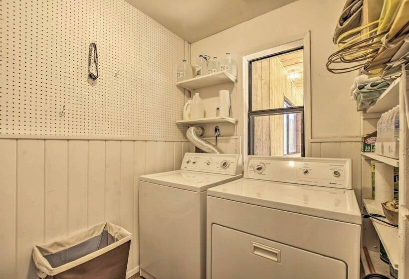 Artist S Retreat W/ Pecos National Park Views!