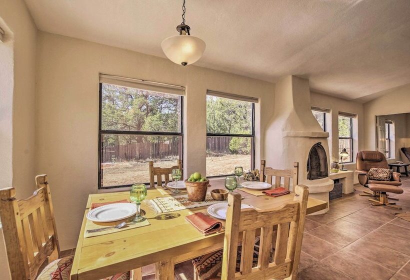 Artist S Retreat W/ Pecos National Park Views!