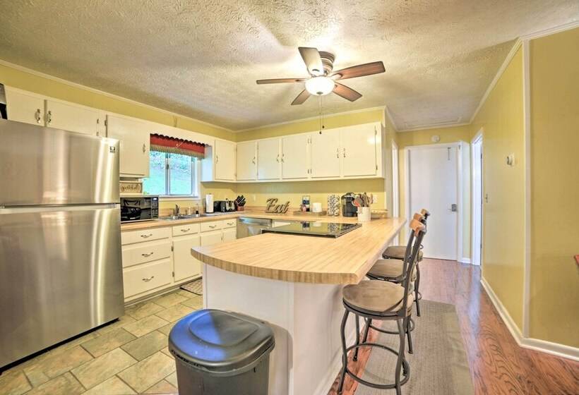 Pelican Bay Retreat  On Lake Barkley W/ Kayaks!