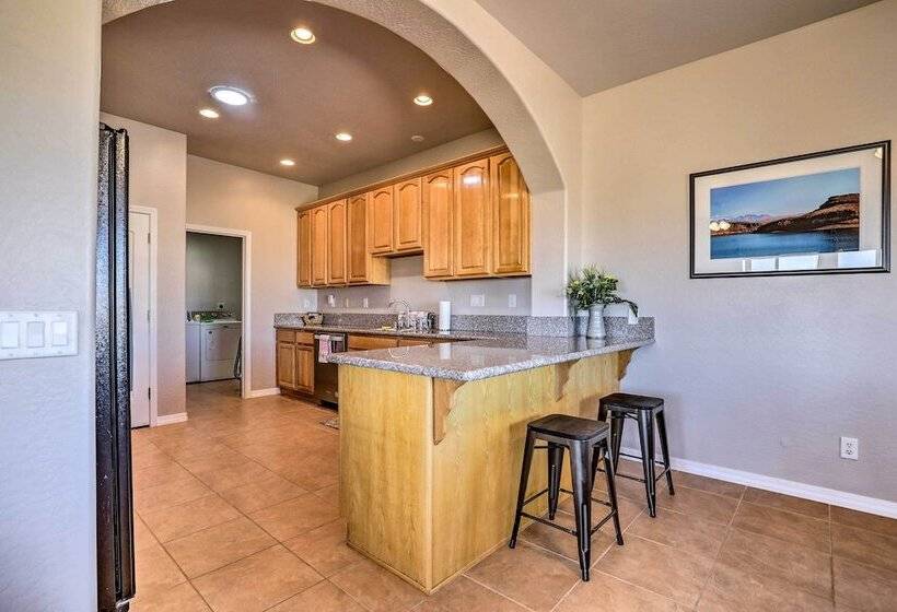 Pet Friendly Page Adobe ~ 3 Mi To Lake Powell!