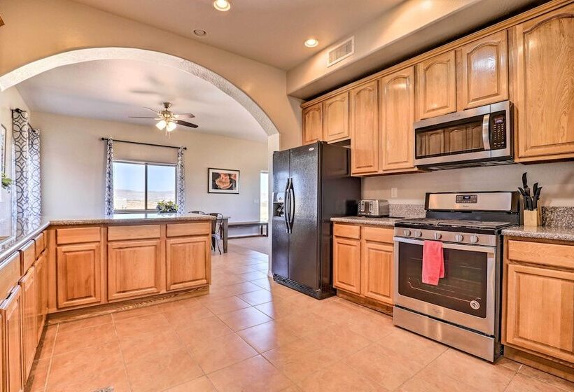 Pet Friendly Page Adobe ~ 3 Mi To Lake Powell!