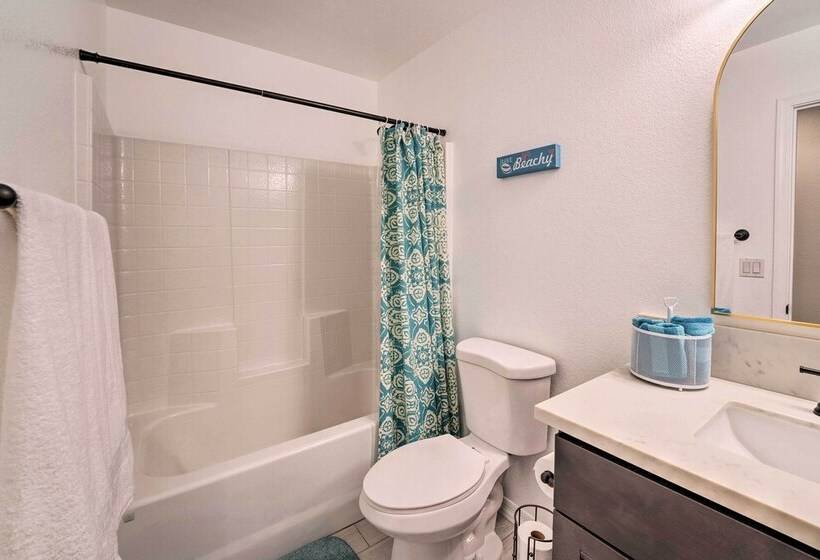 Pet Friendly Bullhead City Abode W/ Game Room