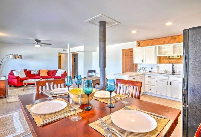 Pet Friendly Chino Valley Cabin W/ Game Room!