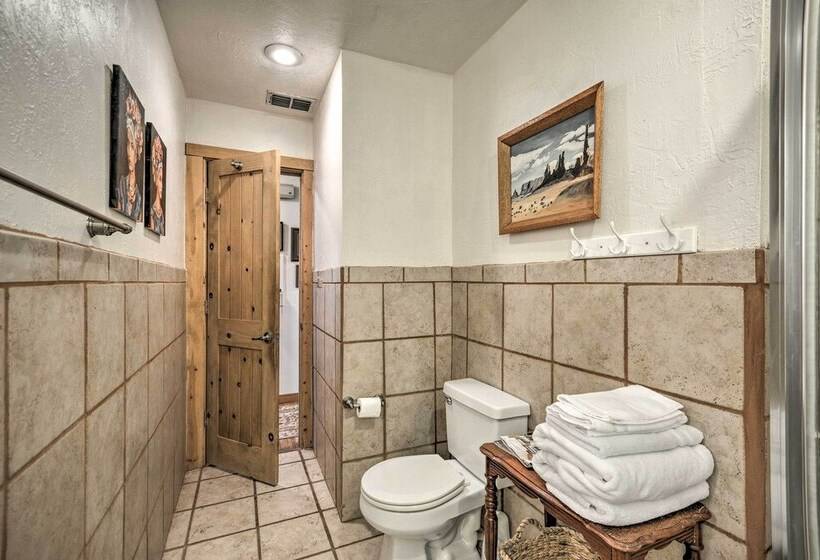 Pet Friendly Clovis Home: Yard, Pergola & Hot Tub