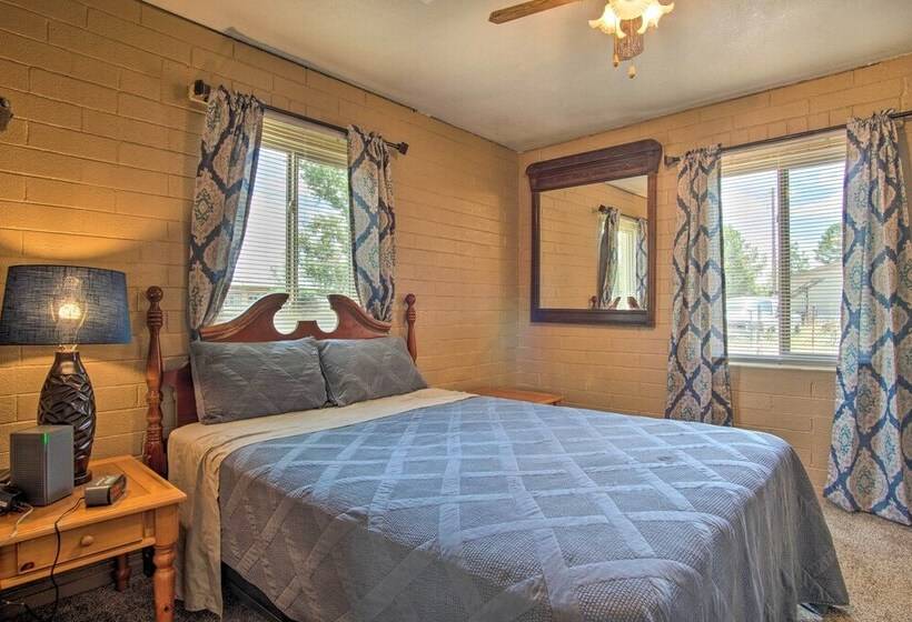 Pet Friendly Elfrida Home W/ Porch & Fire Pit