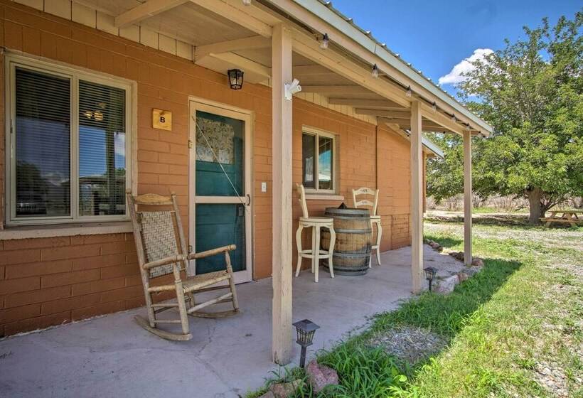 Pet Friendly Elfrida Home W/ Porch & Fire Pit