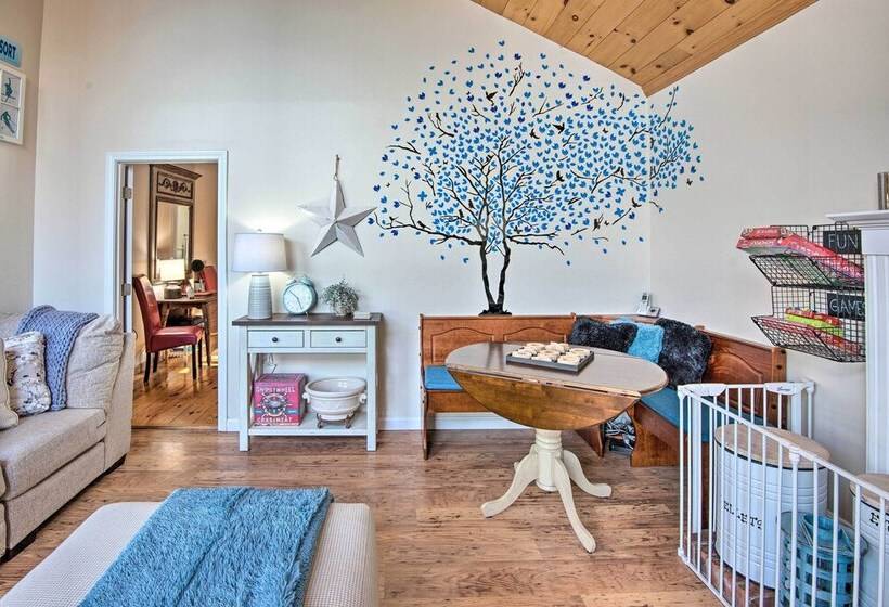Pet Friendly Gilford Home By Gunstock Ski Mountain