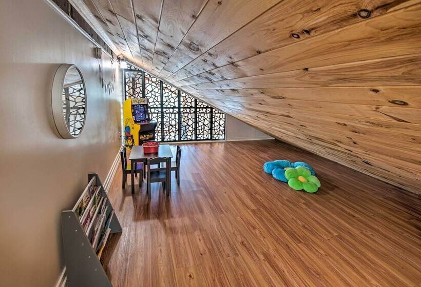 Pet Friendly Gilford Home By Gunstock Ski Mountain