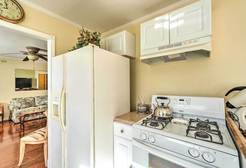 Dog Friendly Senatobia Cottage W/ Fishing Pond!