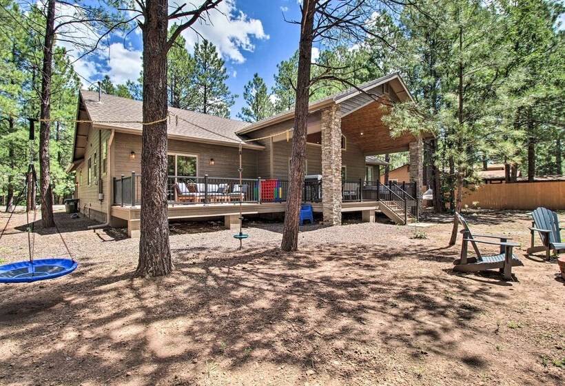 Fire Pits, Spacious Yard: Wooded Pinetop Escape!