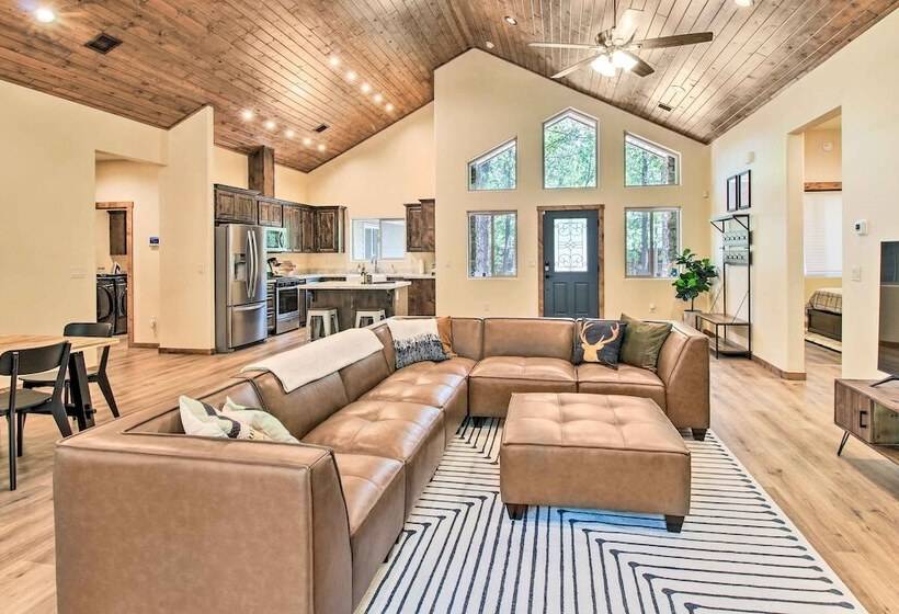 Fire Pits, Spacious Yard: Wooded Pinetop Escape!