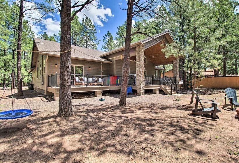 Fire Pits, Spacious Yard: Wooded Pinetop Escape!