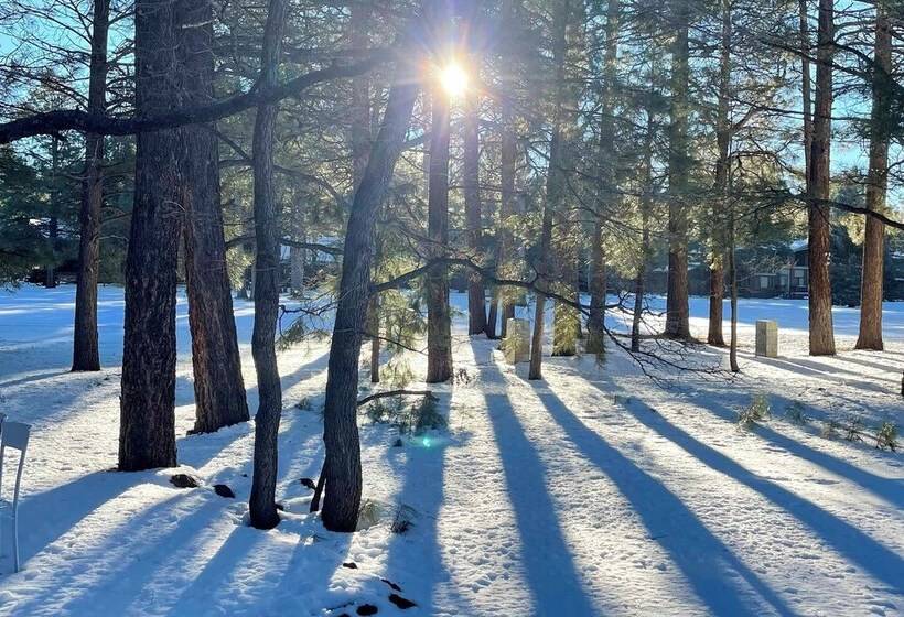 Pinetop Golf Course Home: Furnished Deck & Views!