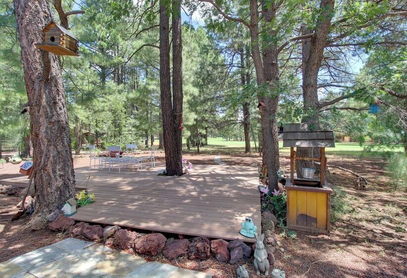 Pinetop Golf Course Home: Furnished Deck & Views!