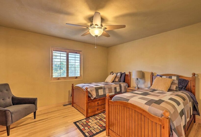 5 Mi To Butte Creek Trail: Prescott Home W/ Deck!