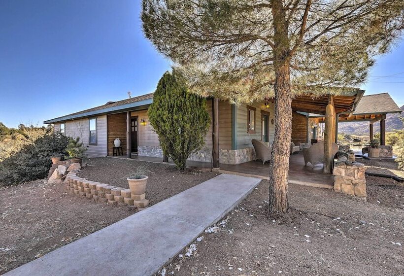 Pet Friendly Prescott Home On 3 Acres W/ Sunroom