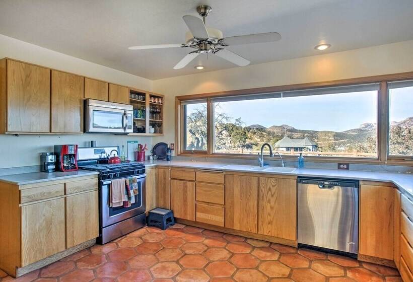 Prescott House W/ Granite Mtn & Thumb Butte Views!
