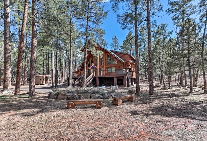 Home On 1 Acre W/ Wraparound Deck In Lakeside!