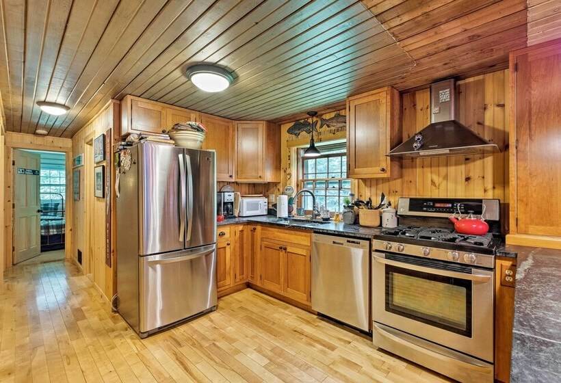 Private Wooded Cabin, 8 Mi To Sundance Ski & Town!