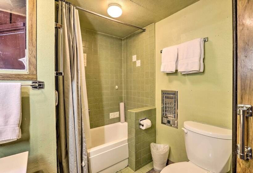 Quaint + Rustic A Frame < 5 Mi To Plumas Eureka!