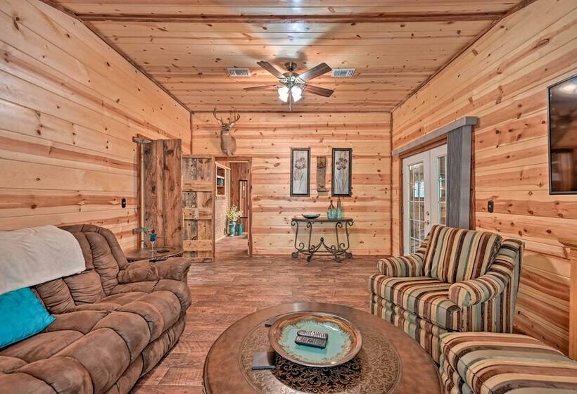 Quiet Abode W/ Gas Grill ~ 5 Miles To Broken Bow!