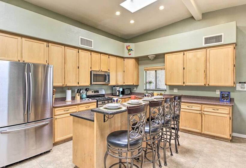 Quiet & Peaceful Hereford Gem   Dogs Welcome!