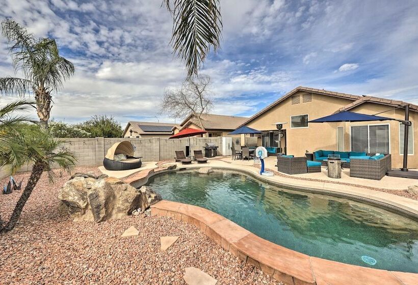 Radiant  Peoria Paradise  House W/ Pool & Patio!