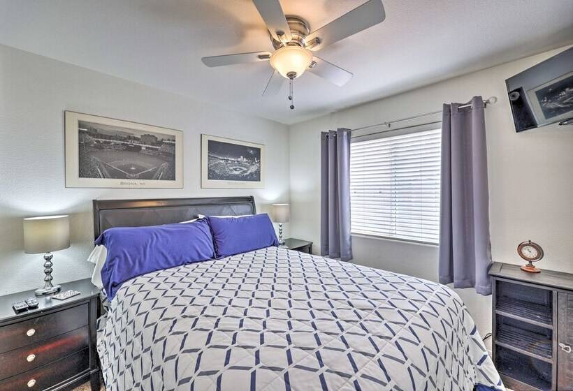 Radiant  Peoria Paradise  House W/ Pool & Patio!