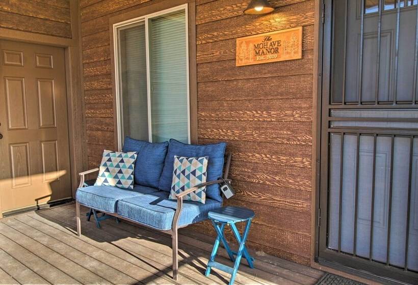 1 Mi To Rainbow Lake: Newly Built & Woodsy Retreat