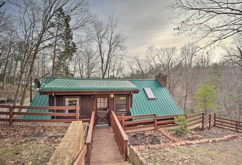 Relaxing Retreat W/ Private Dock On Claytor Lake!