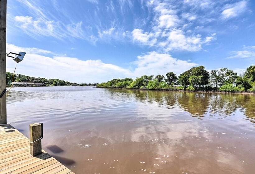 Renovated Sargent Cabin W/ Furnished Deck & Dock!