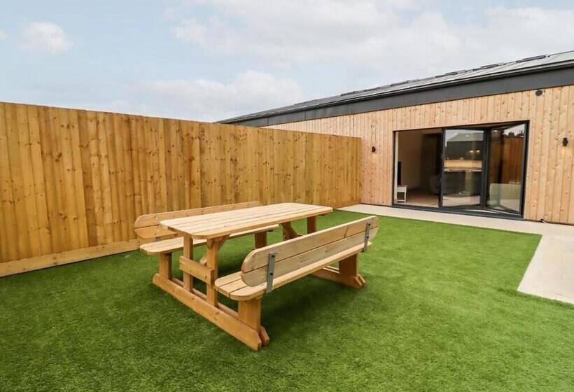 דירת נופש 3 Bears Court Barn Conversion In Little Rissington