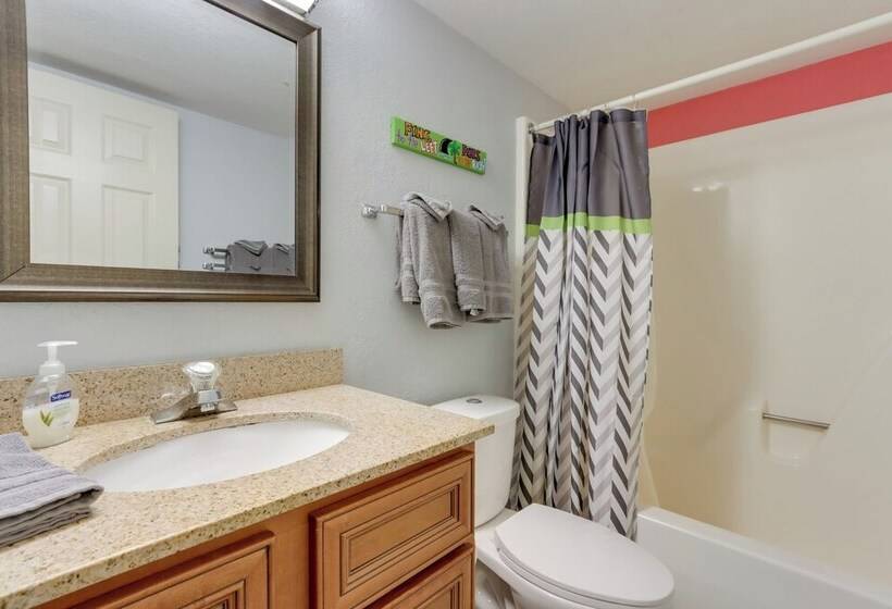 Margaritaville Oasis W/ Hot Tub: Boat & Golf!