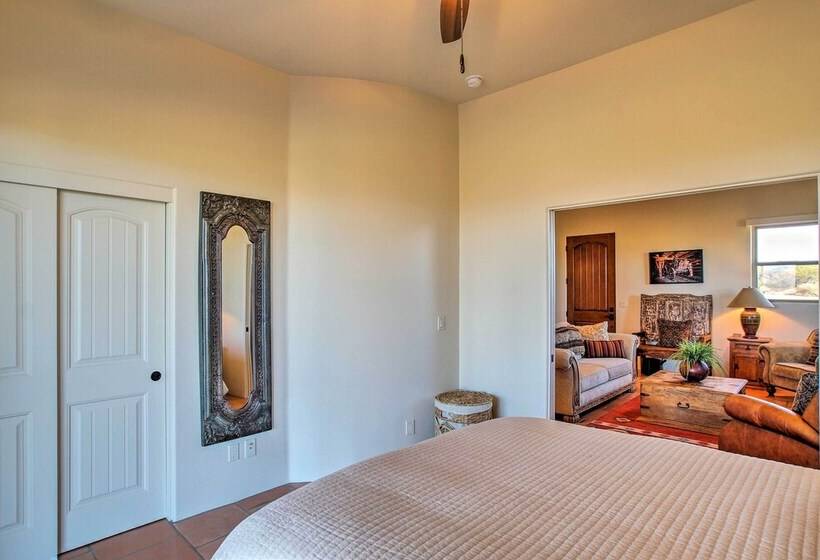 Rio Verde Home W/ Mtn Views Near Golf & Hikes!